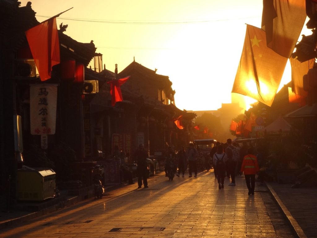 Könnte fast als weihnachtliche Farbkombination durchgehen, oder? Pingyao, China